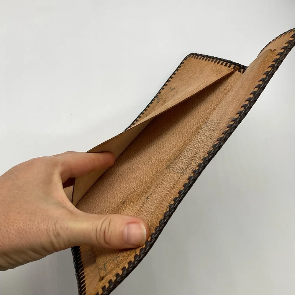 VINTAGE HAND TOOLED LEATHER BILL HOLDER‎ ENGRAVED HAZEL BISHOP